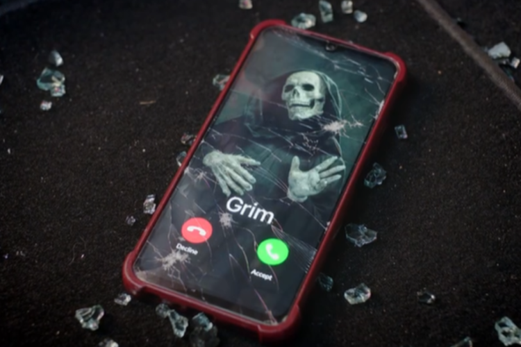 Quiz: Can you ever touch your phone while driving?