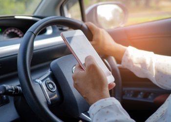 Quiz: Are you breaking SA’s phone rules?